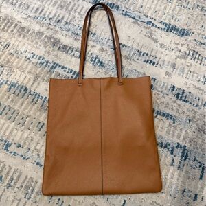 Banana Republic Pebbled Leather Camel Tan Leather Flat Shoulder Tote Bag